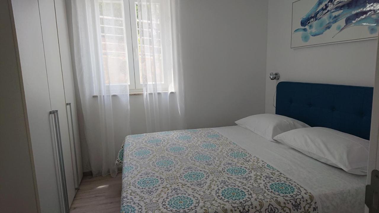 Ferienwohnung Roza Cres Exterior foto