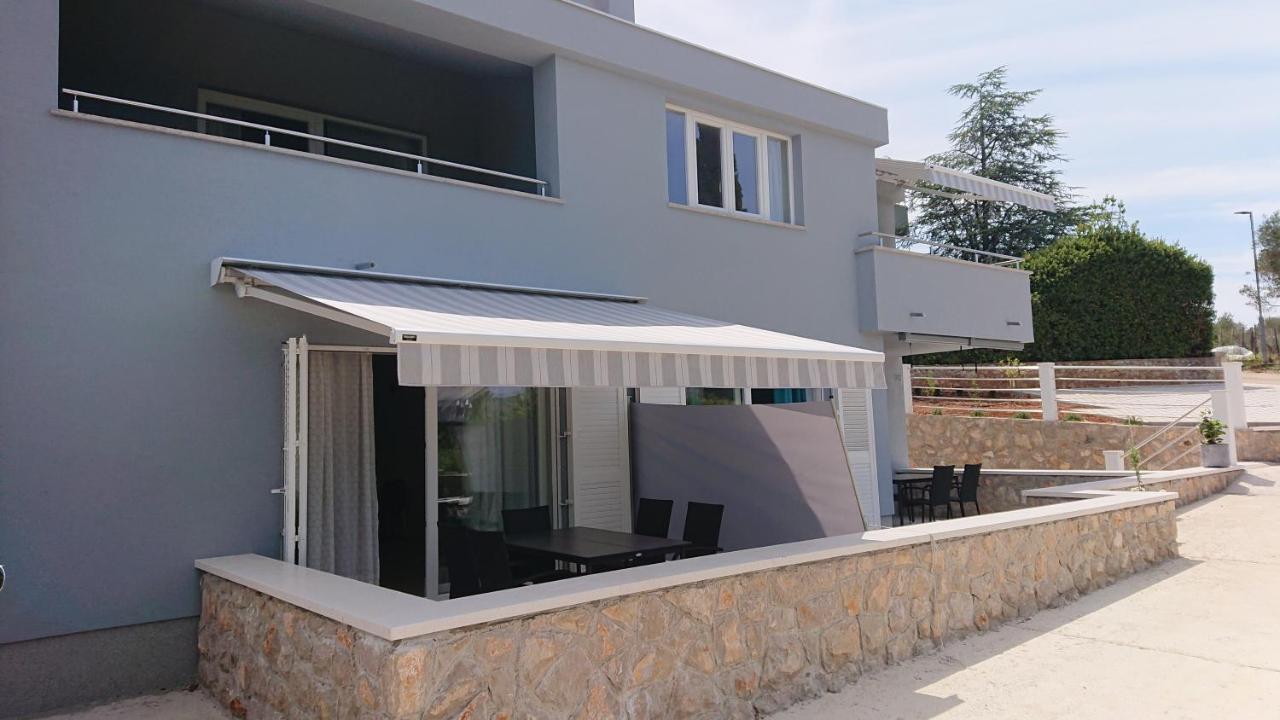 Ferienwohnung Roza Cres Exterior foto