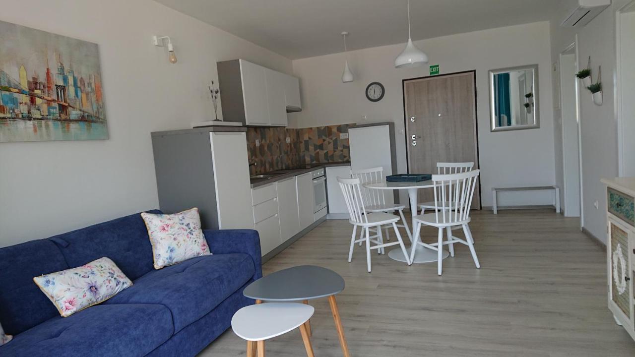 Ferienwohnung Roza Cres Exterior foto
