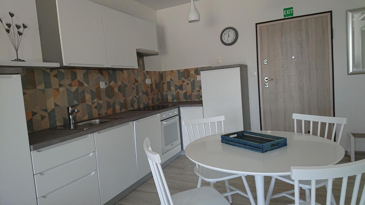 Ferienwohnung Roza Cres Exterior foto