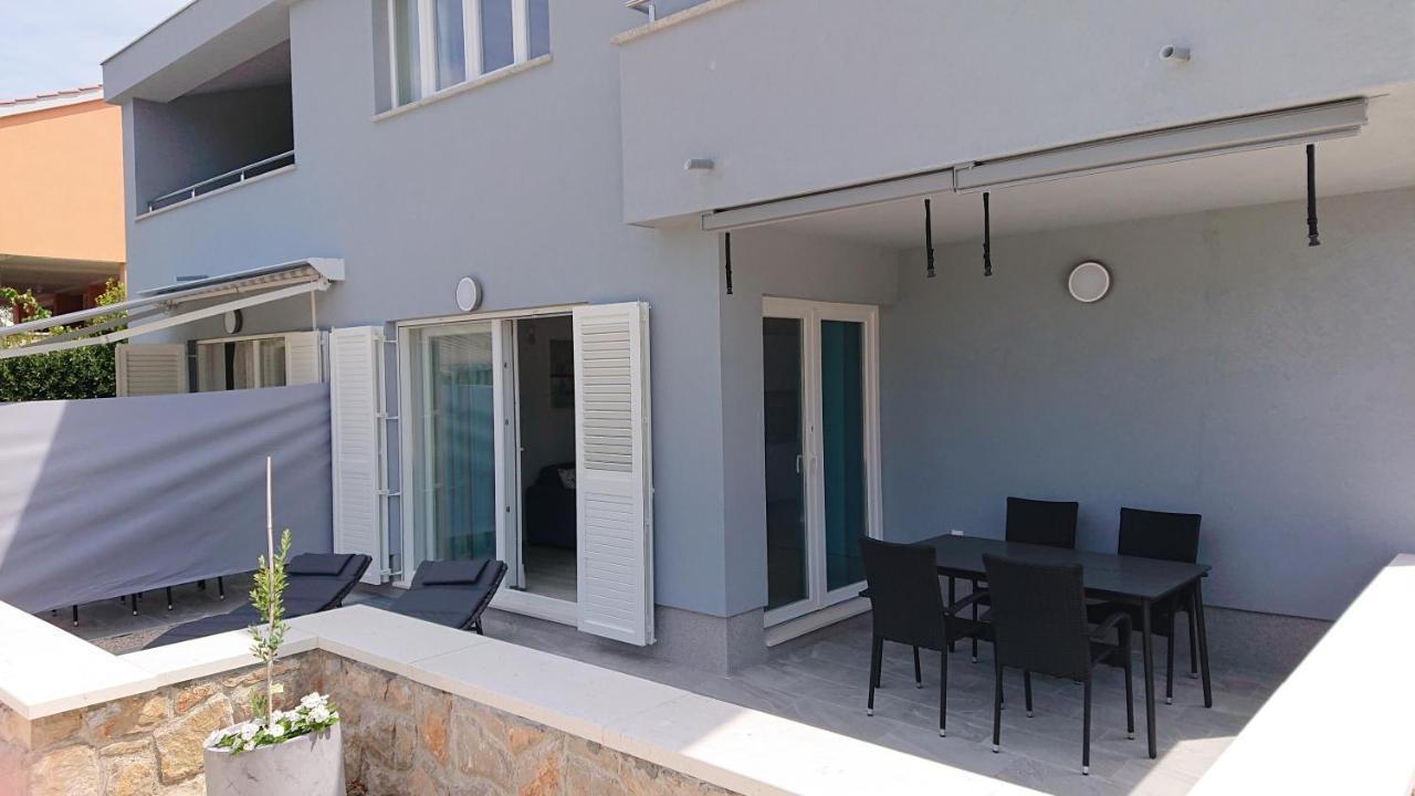 Ferienwohnung Roza Cres Exterior foto