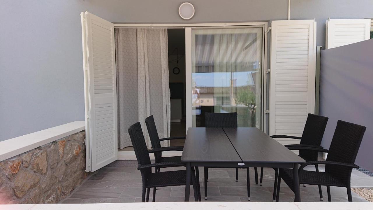 Ferienwohnung Roza Cres Exterior foto